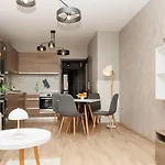 к's Living With Free Parking Апартаменты