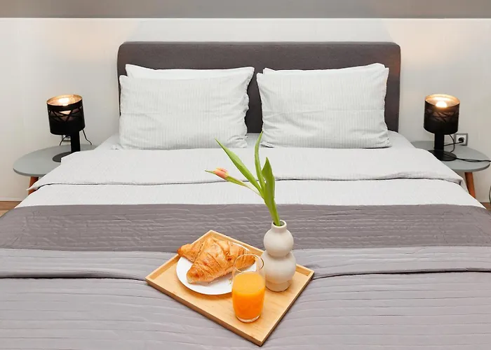 Διαμέρισμα к's Living With Free Parking