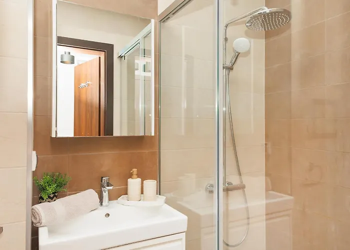 Διαμέρισμα к's Living With Free Parking *