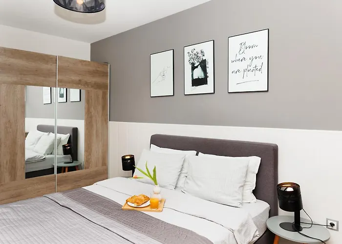 Διαμέρισμα к's Living With Free Parking *