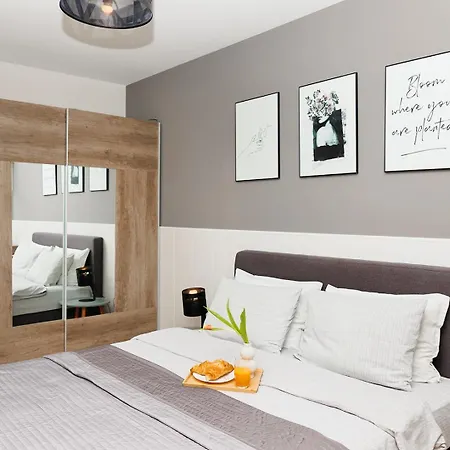 Apartamento к's Living With Free Parking