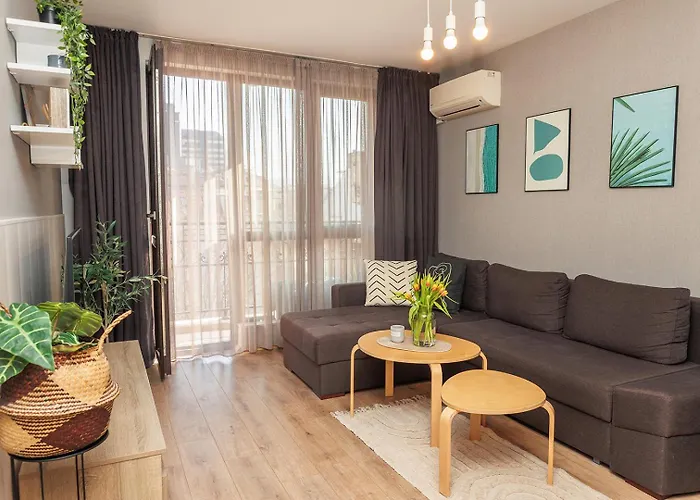 к's Living With Free Parking Апартамент *