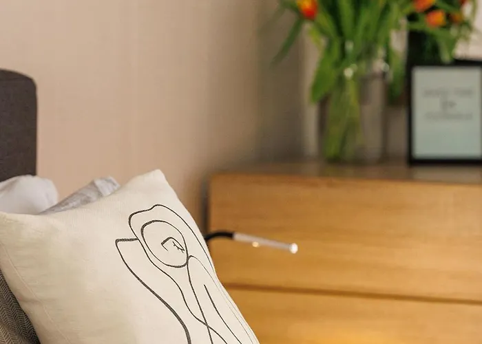 к's Living With Free Parking 公寓