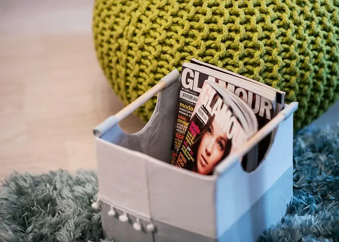 к's Living With Free Parking *